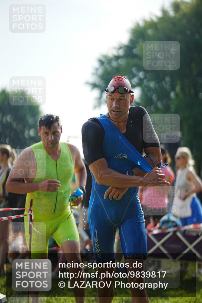 21.06.2026 - 29. Vierlanden-Triathlon LAZAROV Photography http://msf.ph/oto/9839817 21.06.2026 08:39:25 Schwimmen 32, 166, 212 meine-sportfotos.de