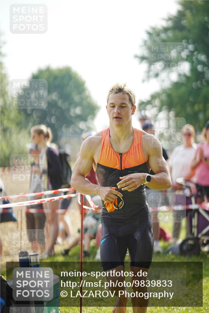 21.06.2026 - 29. Vierlanden-Triathlon LAZAROV Photography http://msf.ph/oto/9839833 21.06.2026 08:39:42 Schwimmen 3, 106 meine-sportfotos.de