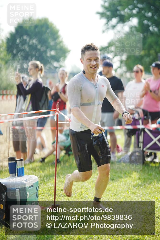 21.06.2026 - 29. Vierlanden-Triathlon LAZAROV Photography http://msf.ph/oto/9839836 21.06.2026 08:39:51 Schwimmen 72, 106 meine-sportfotos.de