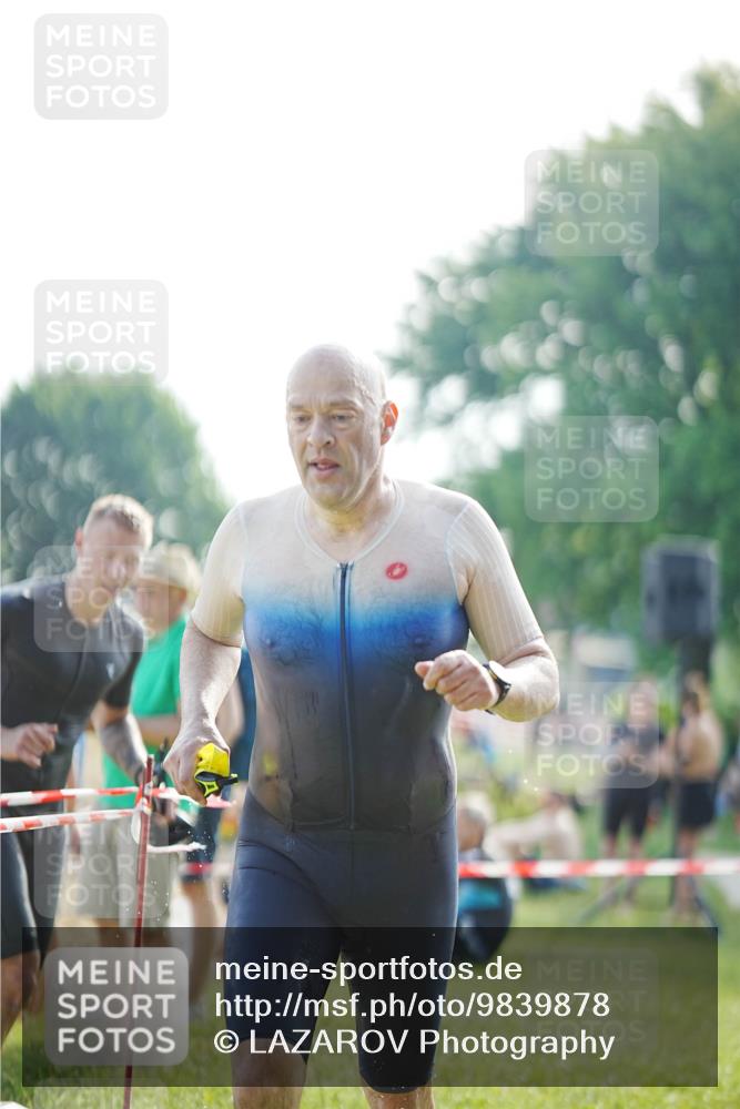 21.06.2026 - 29. Vierlanden-Triathlon LAZAROV Photography http://msf.ph/oto/9839878 21.06.2026 08:49:15 Schwimmen 86, 199 meine-sportfotos.de