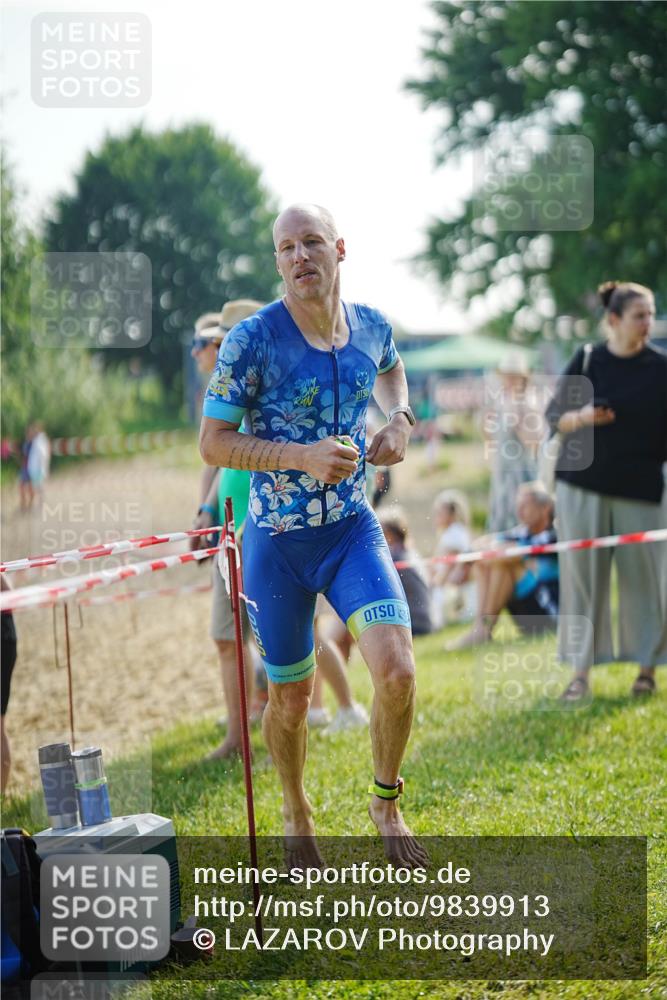 21.06.2026 - 29. Vierlanden-Triathlon LAZAROV Photography http://msf.ph/oto/9839913 21.06.2026 08:50:17 Schwimmen 52, 139 meine-sportfotos.de