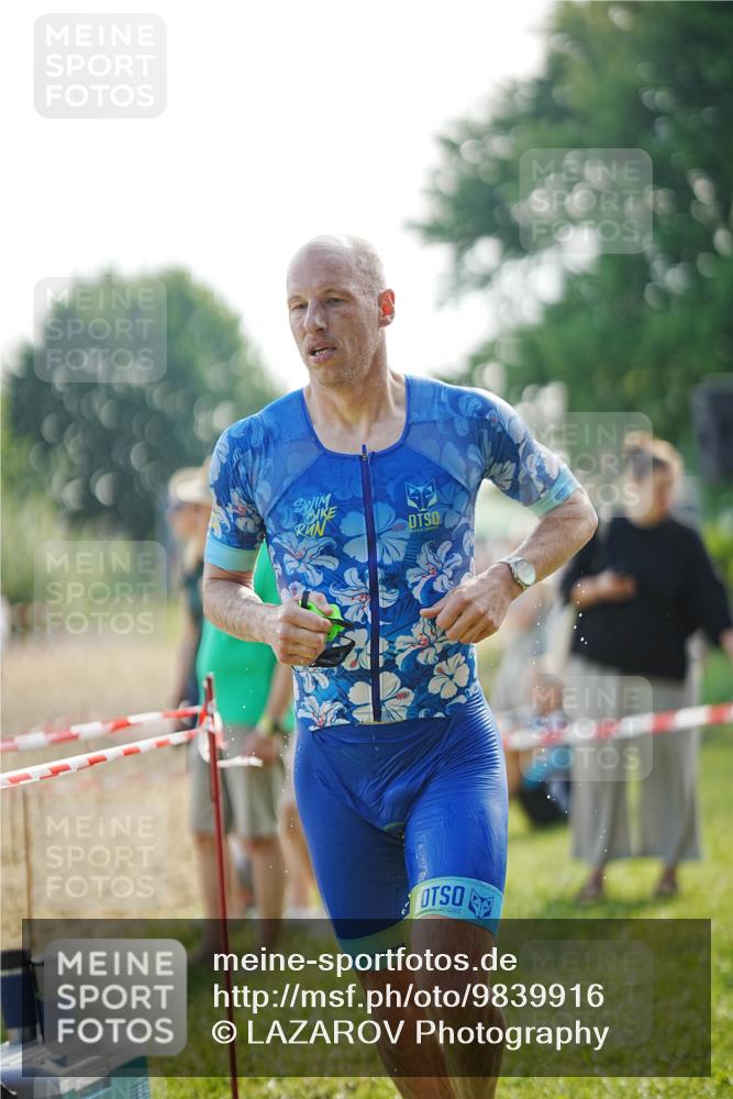 21.06.2026 - 29. Vierlanden-Triathlon LAZAROV Photography http://msf.ph/oto/9839916 21.06.2026 08:50:17 Schwimmen 52, 139 meine-sportfotos.de