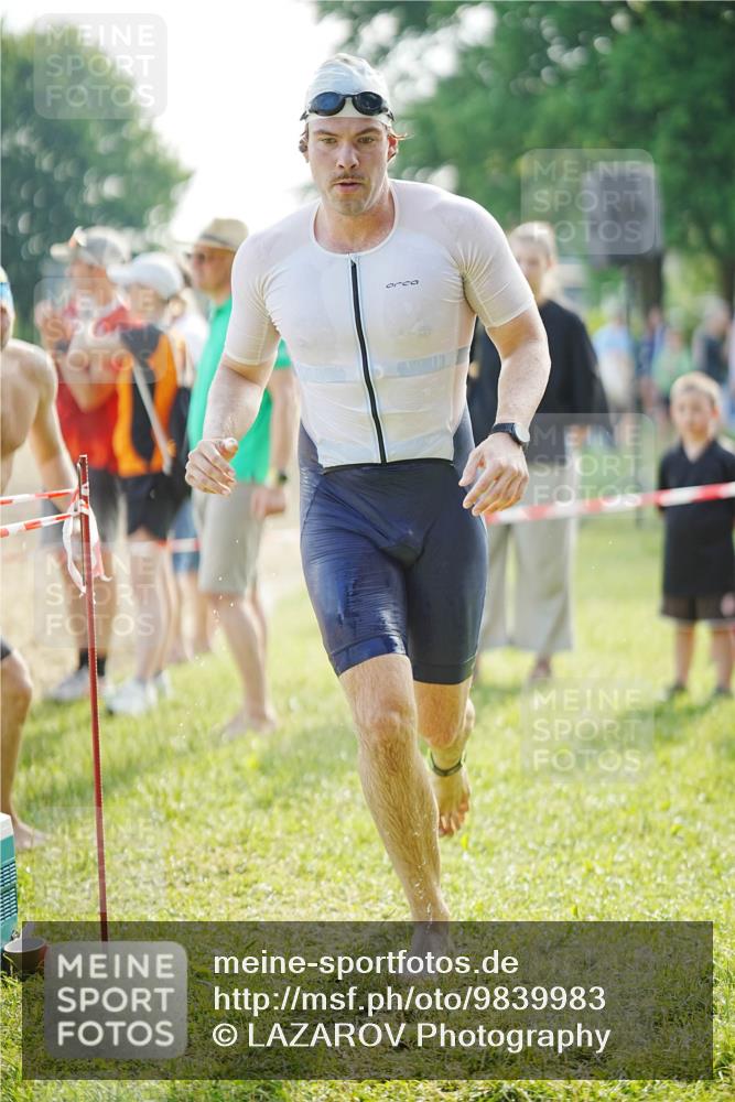 21.06.2026 - 29. Vierlanden-Triathlon LAZAROV Photography http://msf.ph/oto/9839983 21.06.2026 08:52:19 Schwimmen 5, 58, 171 meine-sportfotos.de