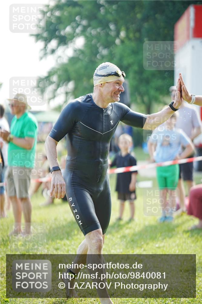 21.06.2026 - 29. Vierlanden-Triathlon LAZAROV Photography http://msf.ph/oto/9840081 21.06.2026 08:56:09 Schwimmen 87, 138 meine-sportfotos.de