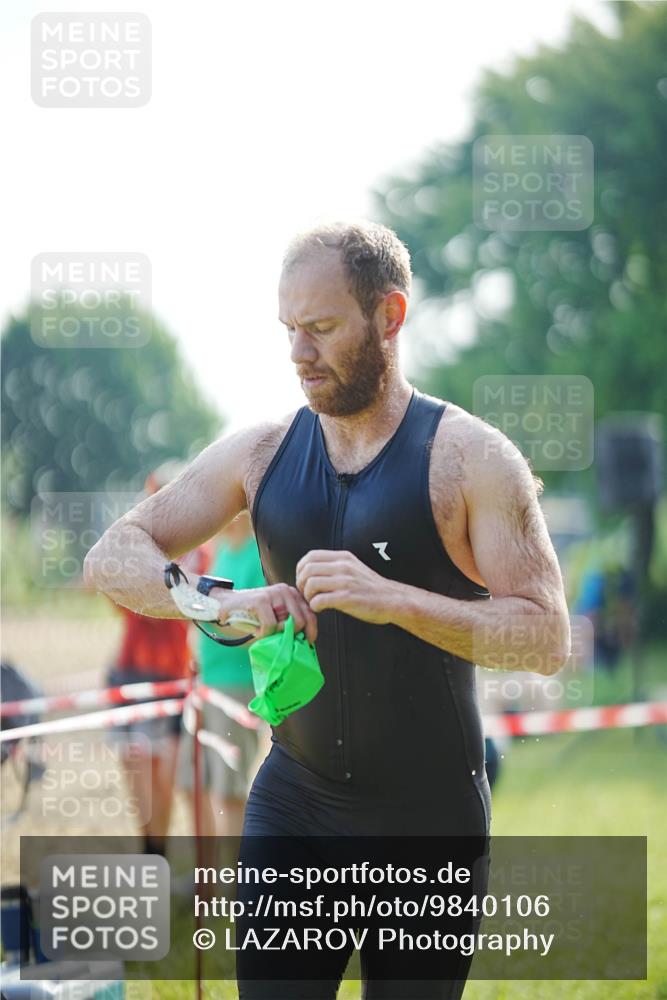 21.06.2026 - 29. Vierlanden-Triathlon LAZAROV Photography http://msf.ph/oto/9840106 21.06.2026 08:59:59 Schwimmen 114 meine-sportfotos.de