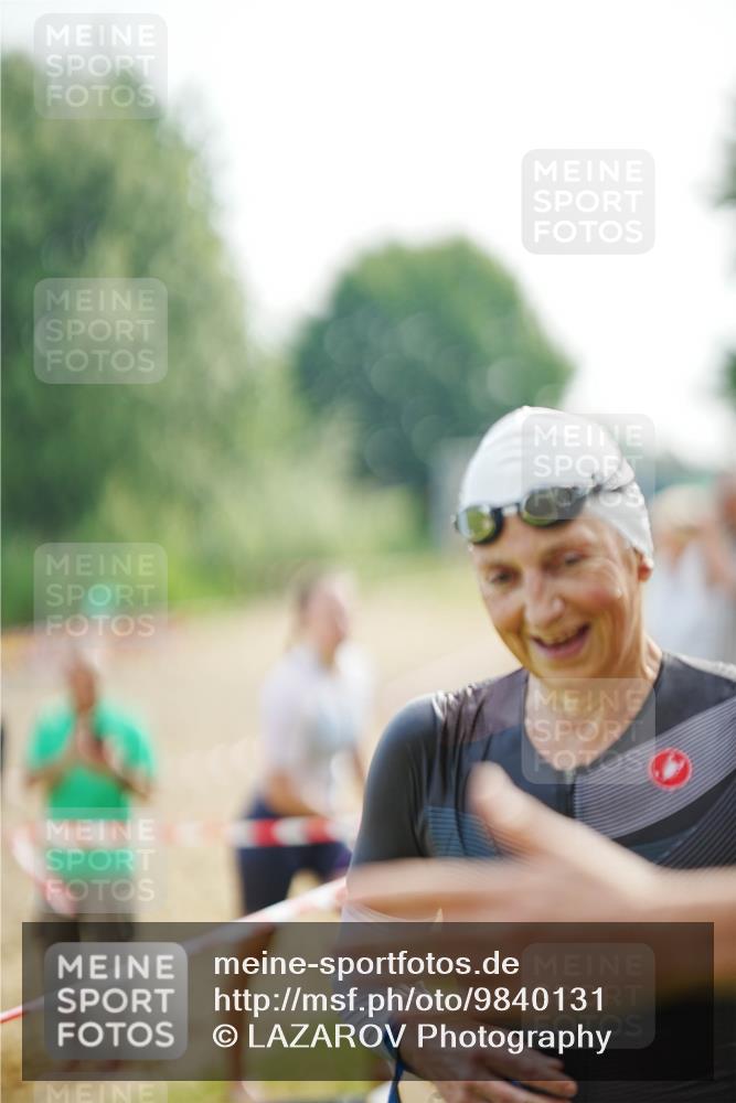 21.06.2026 - 29. Vierlanden-Triathlon LAZAROV Photography http://msf.ph/oto/9840131 21.06.2026 09:15:09 Schwimmen 248, 269, 294 meine-sportfotos.de