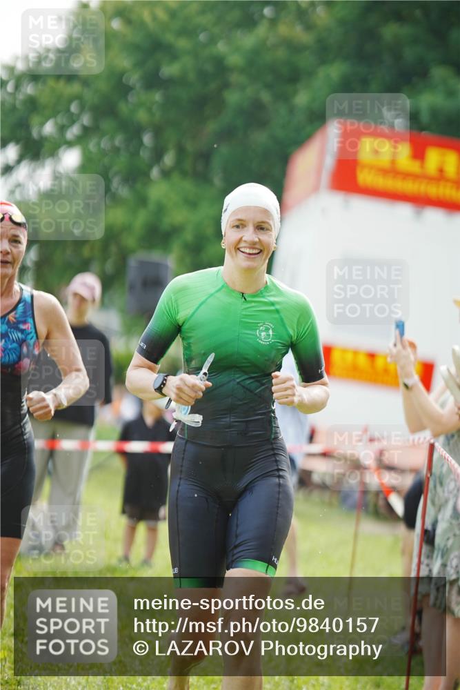 21.06.2026 - 29. Vierlanden-Triathlon LAZAROV Photography http://msf.ph/oto/9840157 21.06.2026 09:18:15 Schwimmen 232, 245, 259, 281 meine-sportfotos.de