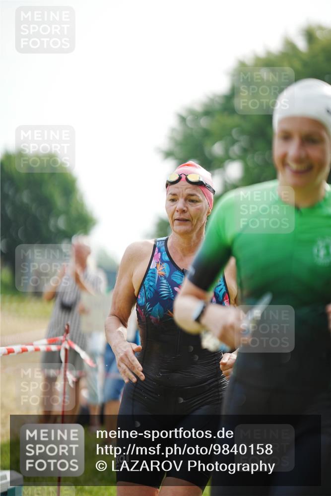 21.06.2026 - 29. Vierlanden-Triathlon LAZAROV Photography http://msf.ph/oto/9840158 21.06.2026 09:18:15 Schwimmen 232, 245, 259, 281 meine-sportfotos.de