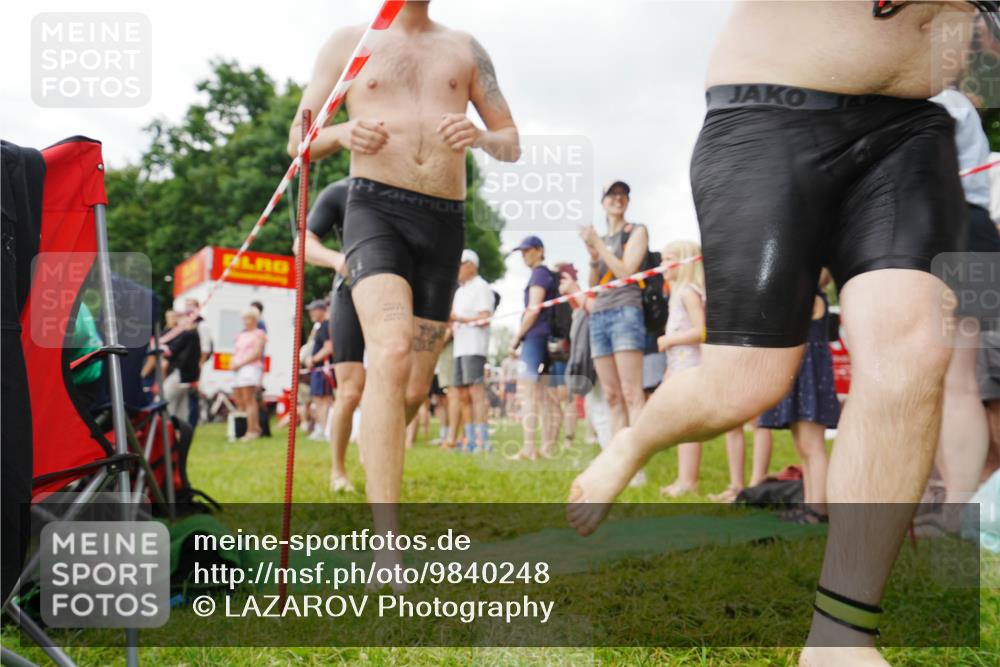 21.06.2026 - 29. Vierlanden-Triathlon LAZAROV Photography http://msf.ph/oto/9840248 21.06.2026 09:59:16 Schwimmen 303, 325, 356 meine-sportfotos.de