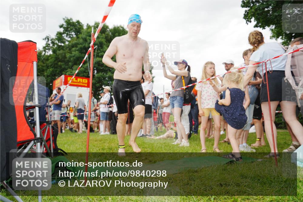 21.06.2026 - 29. Vierlanden-Triathlon LAZAROV Photography http://msf.ph/oto/9840298 21.06.2026 10:06:30 Schwimmen 438, 444, 458, 467 meine-sportfotos.de