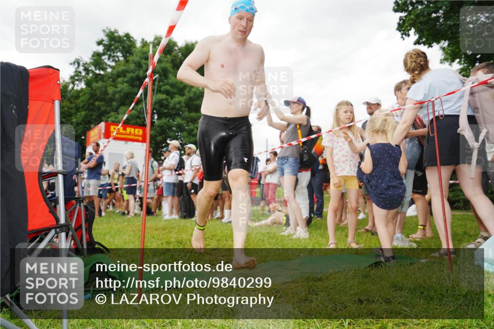 21.06.2026 - 29. Vierlanden-Triathlon LAZAROV Photography http://msf.ph/oto/9840299 21.06.2026 10:06:30 Schwimmen 438, 444, 458, 467 meine-sportfotos.de