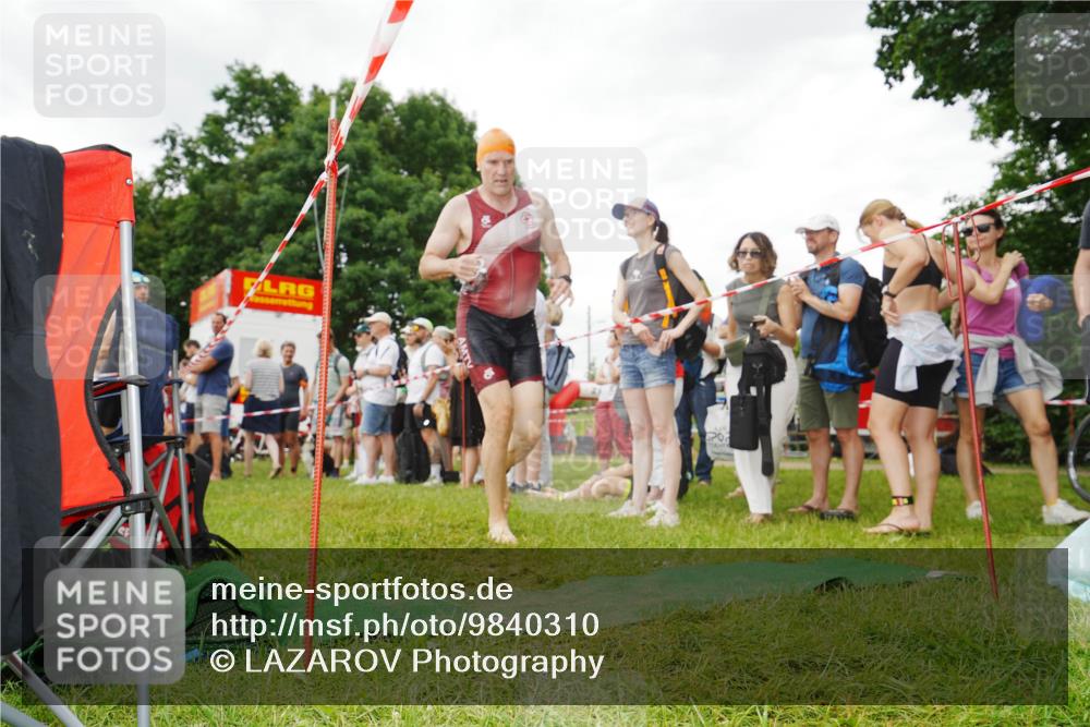 21.06.2026 - 29. Vierlanden-Triathlon LAZAROV Photography http://msf.ph/oto/9840310 21.06.2026 10:06:50 Schwimmen 394, 397, 410, 417, 443, 447 meine-sportfotos.de