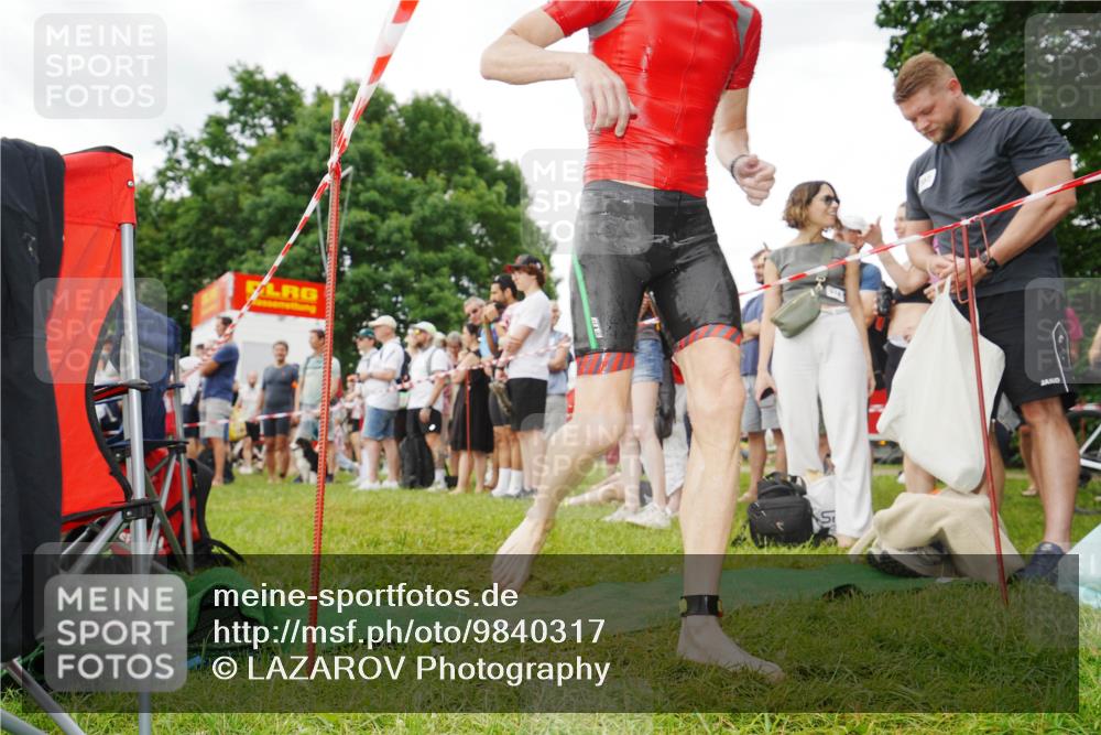 21.06.2026 - 29. Vierlanden-Triathlon LAZAROV Photography http://msf.ph/oto/9840317 21.06.2026 10:07:04 Schwimmen 409 meine-sportfotos.de