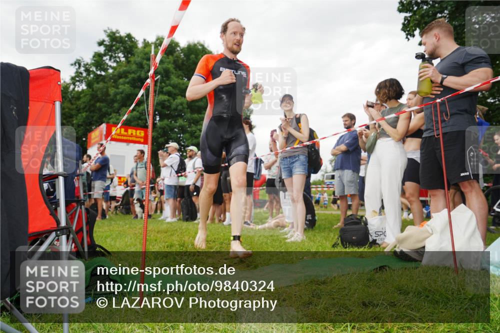 21.06.2026 - 29. Vierlanden-Triathlon LAZAROV Photography http://msf.ph/oto/9840324 21.06.2026 10:07:23 Schwimmen 425, 428, 445, 474 meine-sportfotos.de