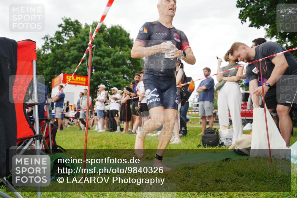 21.06.2026 - 29. Vierlanden-Triathlon LAZAROV Photography http://msf.ph/oto/9840326 21.06.2026 10:07:51 Schwimmen 434, 442, 468 meine-sportfotos.de