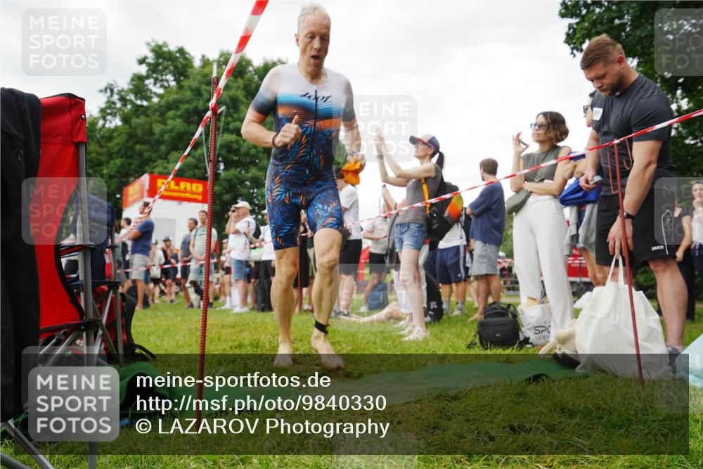 21.06.2026 - 29. Vierlanden-Triathlon LAZAROV Photography http://msf.ph/oto/9840330 21.06.2026 10:07:59 Schwimmen 449 meine-sportfotos.de