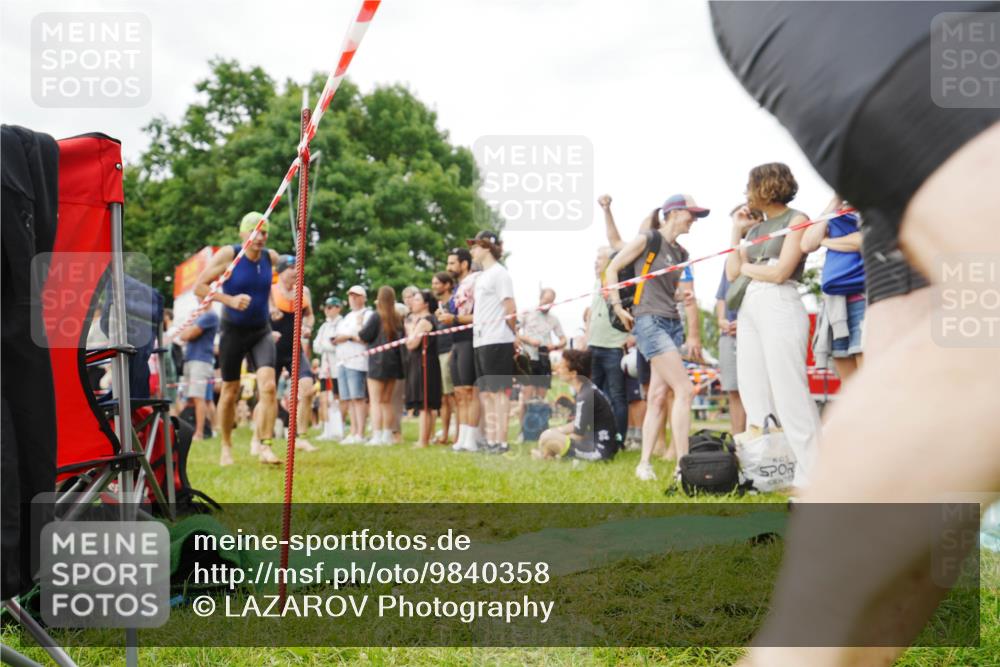 21.06.2026 - 29. Vierlanden-Triathlon LAZAROV Photography http://msf.ph/oto/9840358 21.06.2026 10:08:37 Schwimmen 403, 422, 432, 476, 477, 1356 meine-sportfotos.de