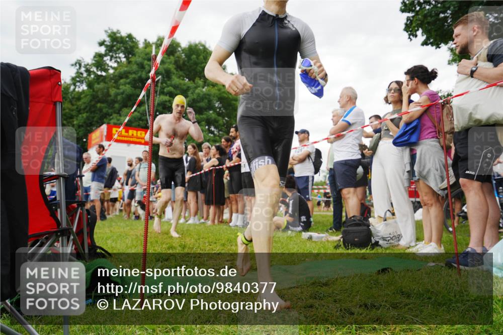 21.06.2026 - 29. Vierlanden-Triathlon LAZAROV Photography http://msf.ph/oto/9840377 21.06.2026 10:09:26 Schwimmen 406, 435, 439, 470 meine-sportfotos.de