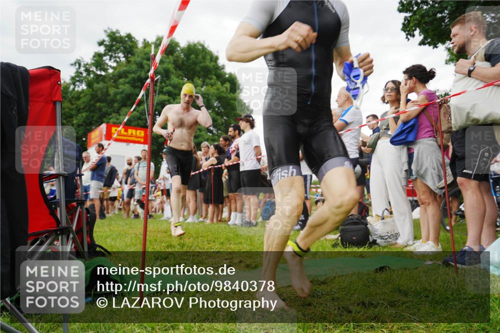 21.06.2026 - 29. Vierlanden-Triathlon LAZAROV Photography http://msf.ph/oto/9840378 21.06.2026 10:09:26 Schwimmen 406, 435, 439, 470 meine-sportfotos.de