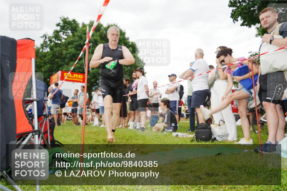 21.06.2026 - 29. Vierlanden-Triathlon LAZAROV Photography http://msf.ph/oto/9840385 21.06.2026 10:09:45 Schwimmen 400 meine-sportfotos.de