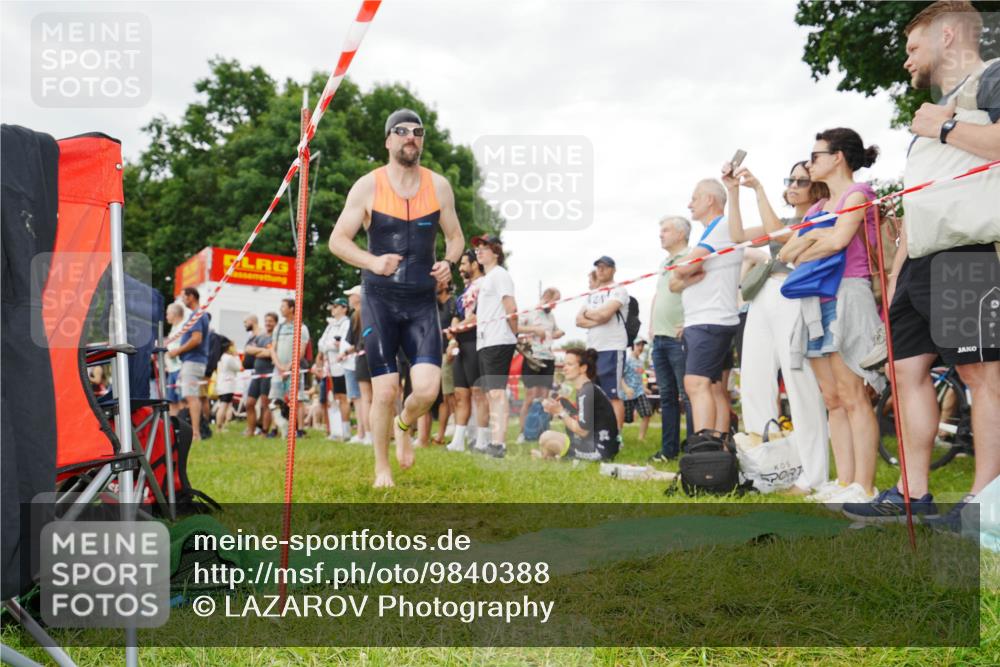 21.06.2026 - 29. Vierlanden-Triathlon LAZAROV Photography http://msf.ph/oto/9840388 21.06.2026 10:09:58 Schwimmen 427 meine-sportfotos.de