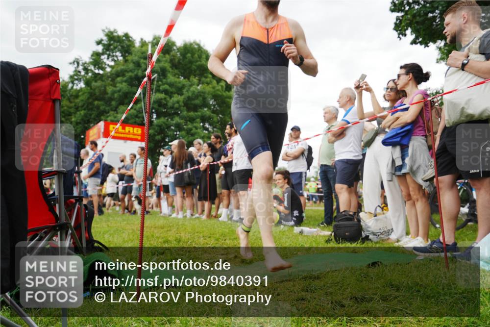 21.06.2026 - 29. Vierlanden-Triathlon LAZAROV Photography http://msf.ph/oto/9840391 21.06.2026 10:09:59 Schwimmen 427 meine-sportfotos.de