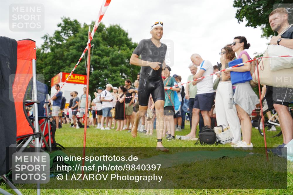 21.06.2026 - 29. Vierlanden-Triathlon LAZAROV Photography http://msf.ph/oto/9840397 21.06.2026 10:11:39 Schwimmen 404 meine-sportfotos.de