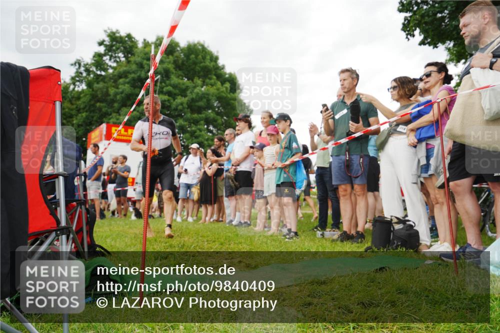 21.06.2026 - 29. Vierlanden-Triathlon LAZAROV Photography http://msf.ph/oto/9840409 21.06.2026 10:12:58 Schwimmen 396 meine-sportfotos.de