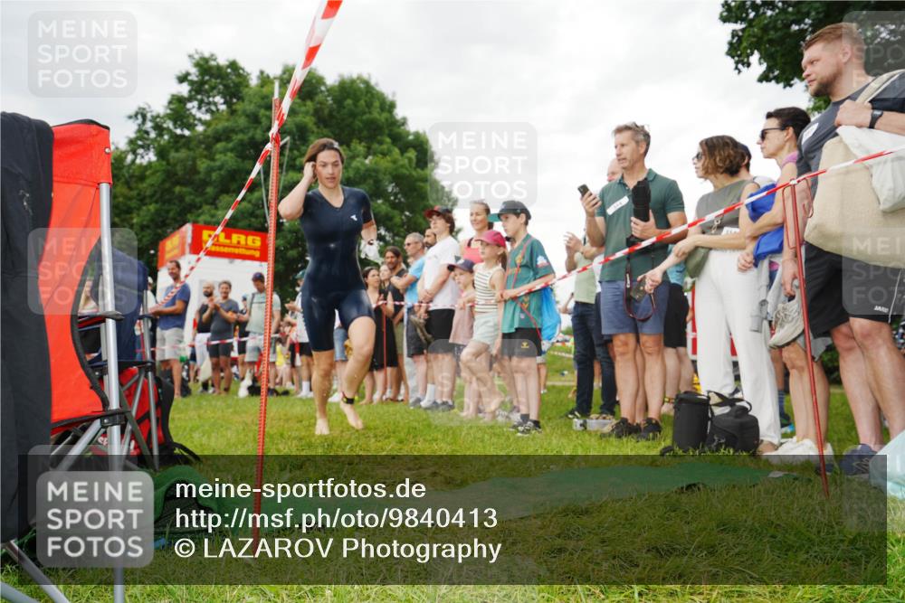 21.06.2026 - 29. Vierlanden-Triathlon LAZAROV Photography http://msf.ph/oto/9840413 21.06.2026 10:13:04 Schwimmen 396, 542 meine-sportfotos.de