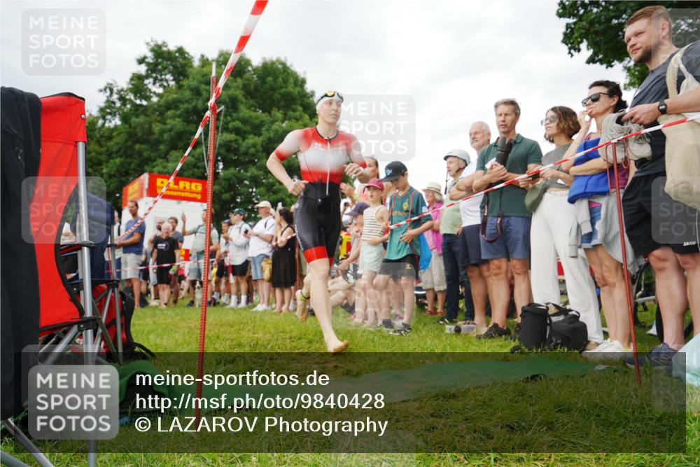 21.06.2026 - 29. Vierlanden-Triathlon LAZAROV Photography http://msf.ph/oto/9840428 21.06.2026 10:14:15 Schwimmen 609 meine-sportfotos.de