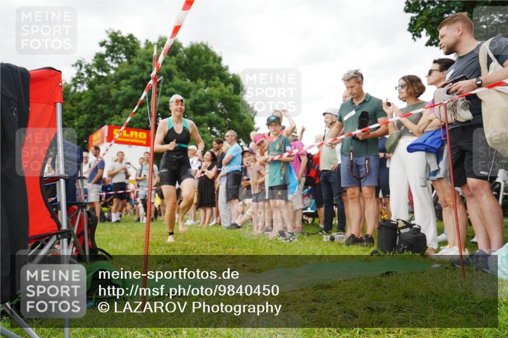 21.06.2026 - 29. Vierlanden-Triathlon LAZAROV Photography http://msf.ph/oto/9840450 21.06.2026 10:15:30 Schwimmen 496, 564, 584, 614, 621 meine-sportfotos.de