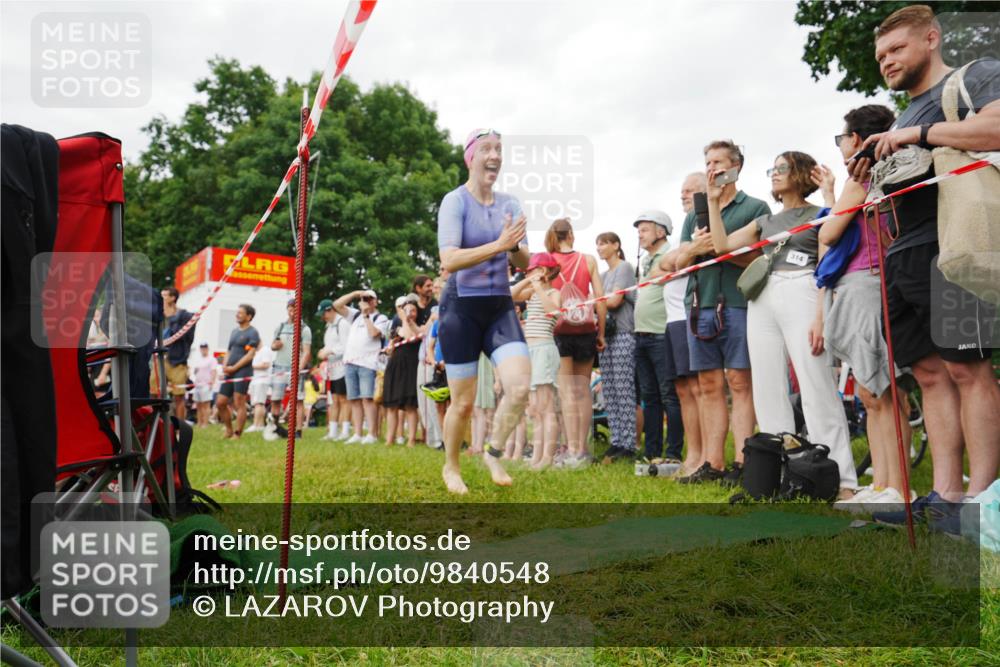 21.06.2026 - 29. Vierlanden-Triathlon LAZAROV Photography http://msf.ph/oto/9840548 21.06.2026 10:17:48 Schwimmen 353, 508, 575 meine-sportfotos.de