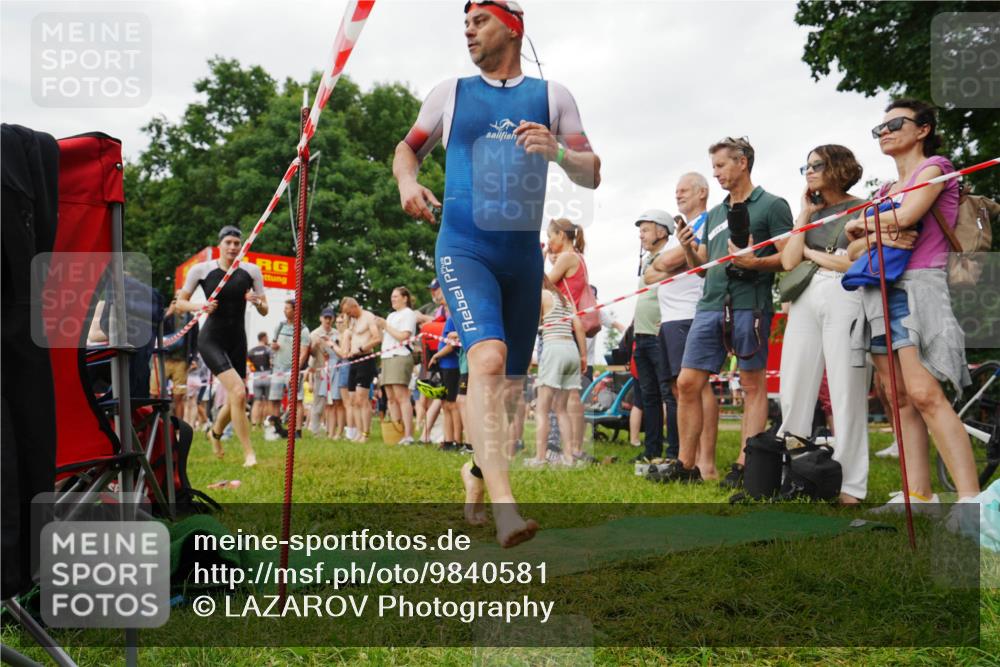 21.06.2026 - 29. Vierlanden-Triathlon LAZAROV Photography http://msf.ph/oto/9840581 21.06.2026 10:18:30 Schwimmen 494, 571, 592, 606, 618 meine-sportfotos.de