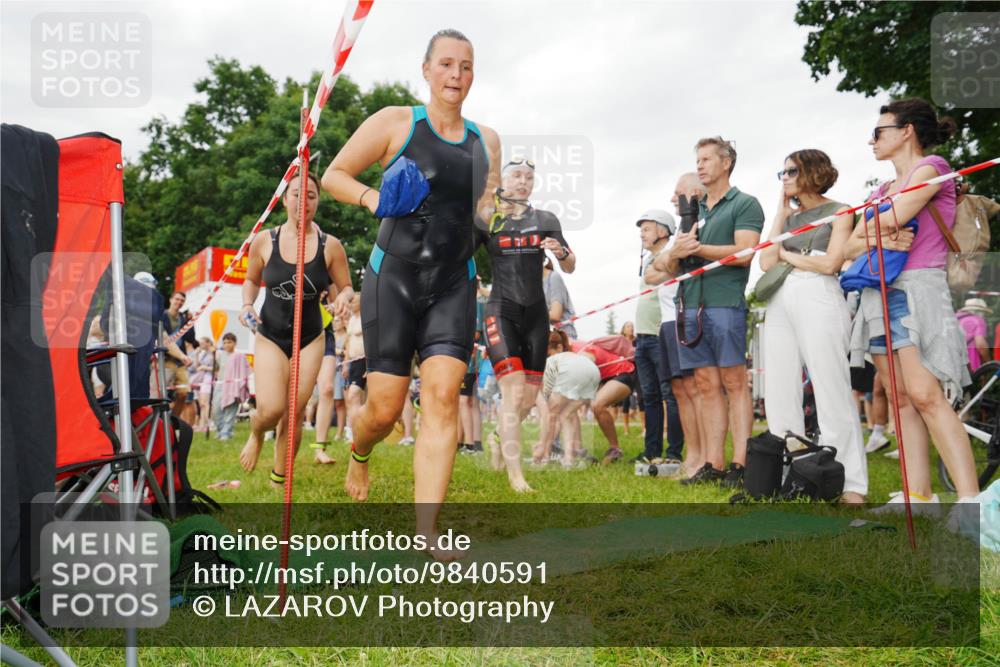21.06.2026 - 29. Vierlanden-Triathlon LAZAROV Photography http://msf.ph/oto/9840591 21.06.2026 10:18:40 Schwimmen 368, 391, 499, 513, 539, 571, 582, 583, 605, 606, 608 meine-sportfotos.de