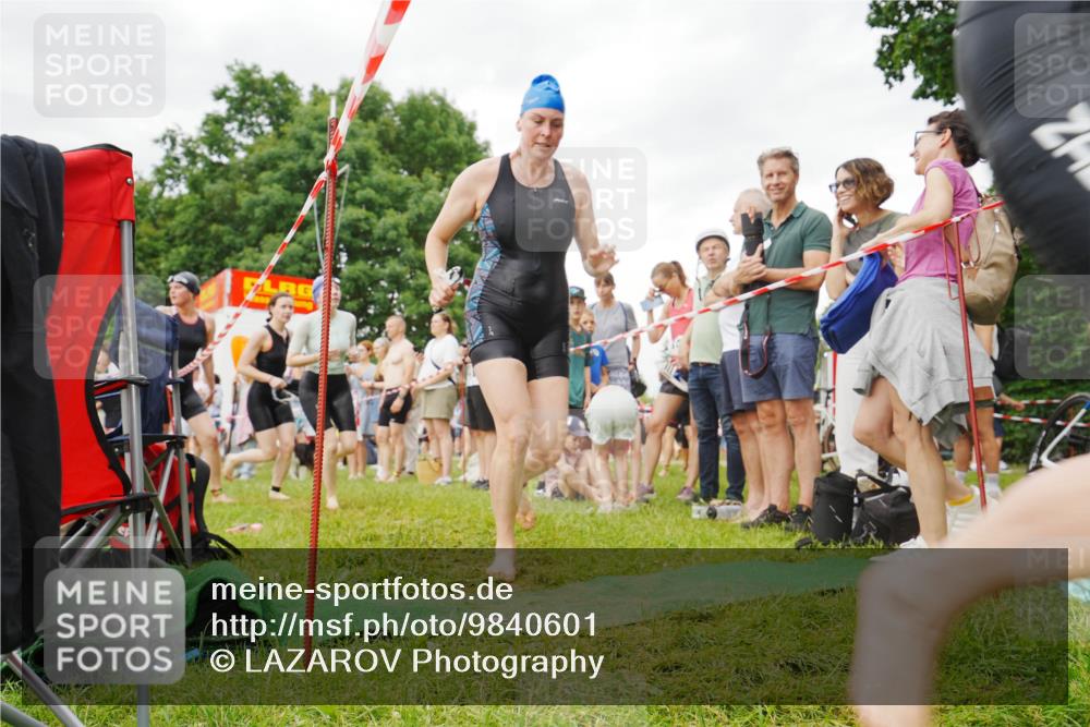 21.06.2026 - 29. Vierlanden-Triathlon LAZAROV Photography http://msf.ph/oto/9840601 21.06.2026 10:18:48 Schwimmen 368, 391, 490, 510, 511, 513, 516, 539, 558, 583, 590, 605, 608 meine-sportfotos.de