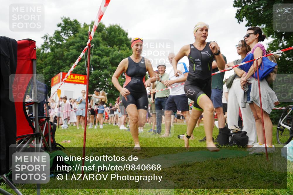 21.06.2026 - 29. Vierlanden-Triathlon LAZAROV Photography http://msf.ph/oto/9840668 21.06.2026 10:19:59 Schwimmen 568, 586 meine-sportfotos.de