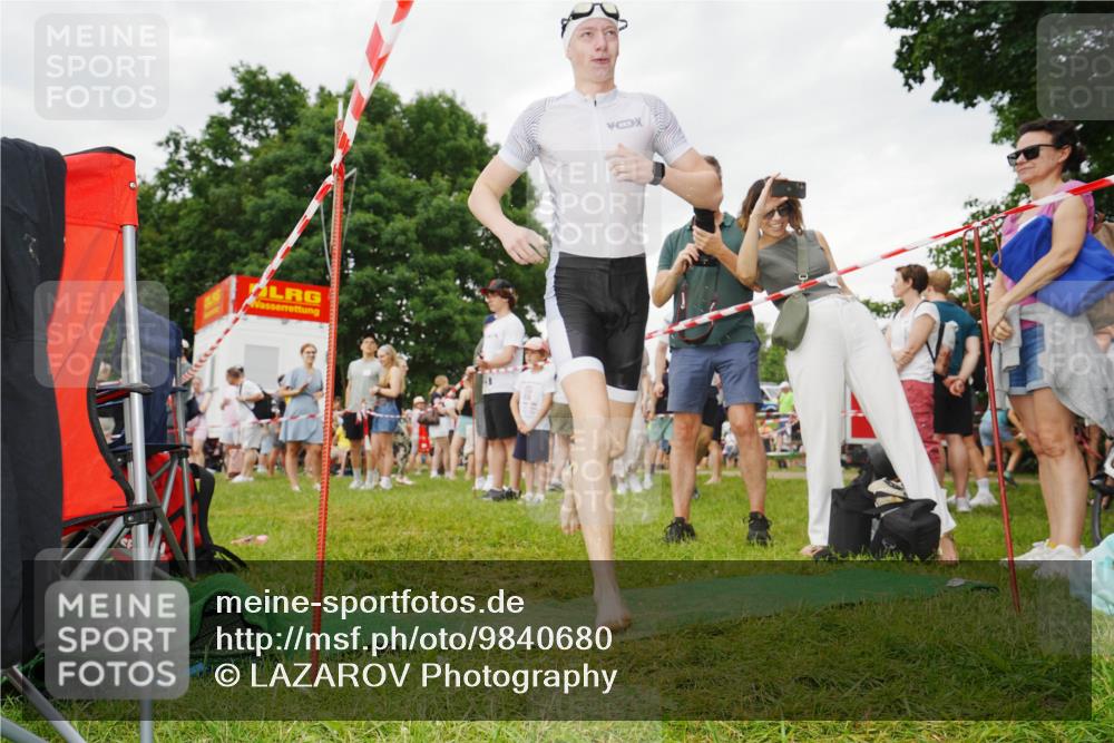 21.06.2026 - 29. Vierlanden-Triathlon LAZAROV Photography http://msf.ph/oto/9840680 21.06.2026 10:20:11 Schwimmen 304, 314, 484 meine-sportfotos.de