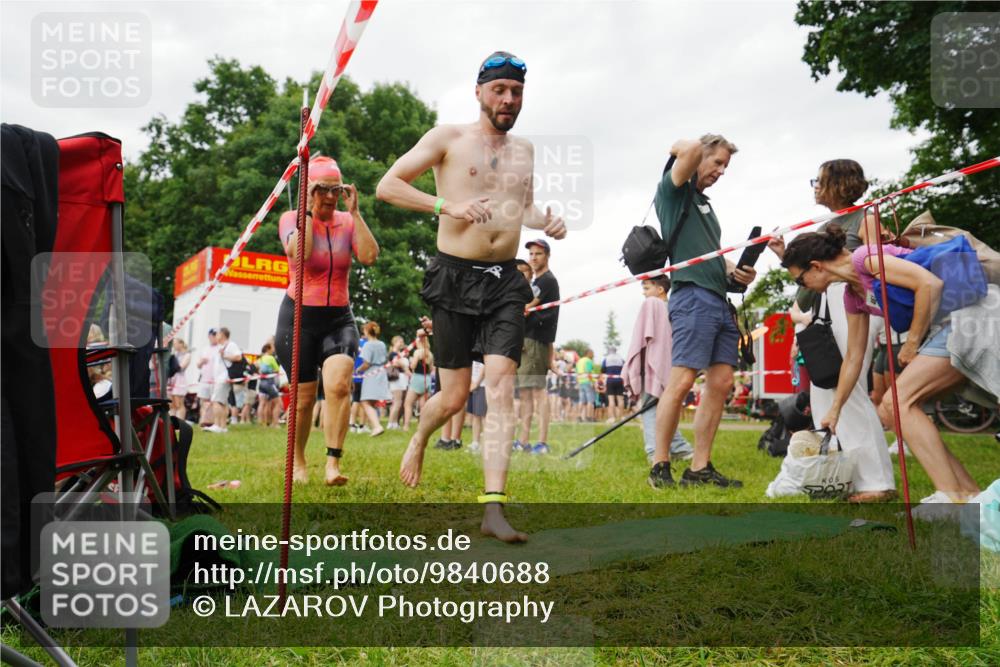 21.06.2026 - 29. Vierlanden-Triathlon LAZAROV Photography http://msf.ph/oto/9840688 21.06.2026 10:20:28 Schwimmen 366, 559, 572, 616 meine-sportfotos.de