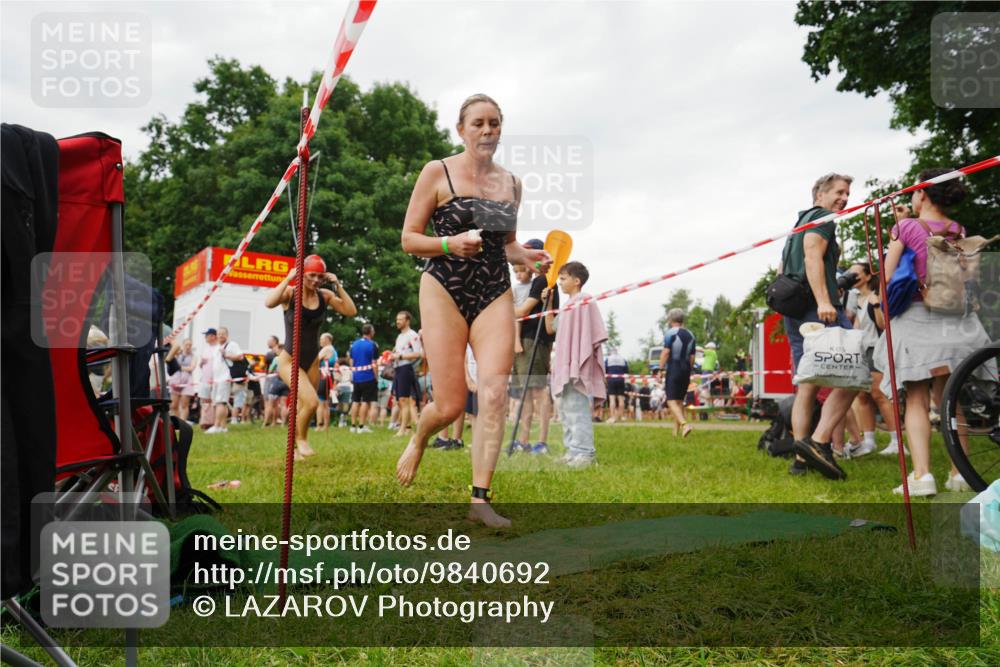 21.06.2026 - 29. Vierlanden-Triathlon LAZAROV Photography http://msf.ph/oto/9840692 21.06.2026 10:20:34 Schwimmen 489, 559, 616, 619 meine-sportfotos.de