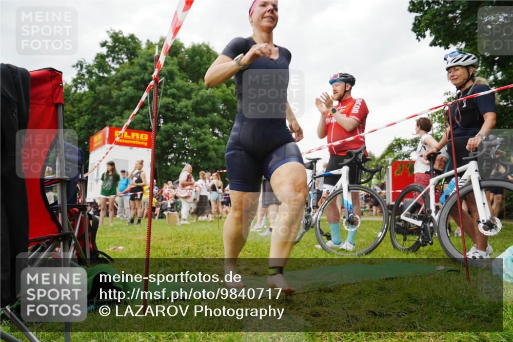 21.06.2026 - 29. Vierlanden-Triathlon LAZAROV Photography http://msf.ph/oto/9840717 21.06.2026 10:23:39 Schwimmen 504 meine-sportfotos.de
