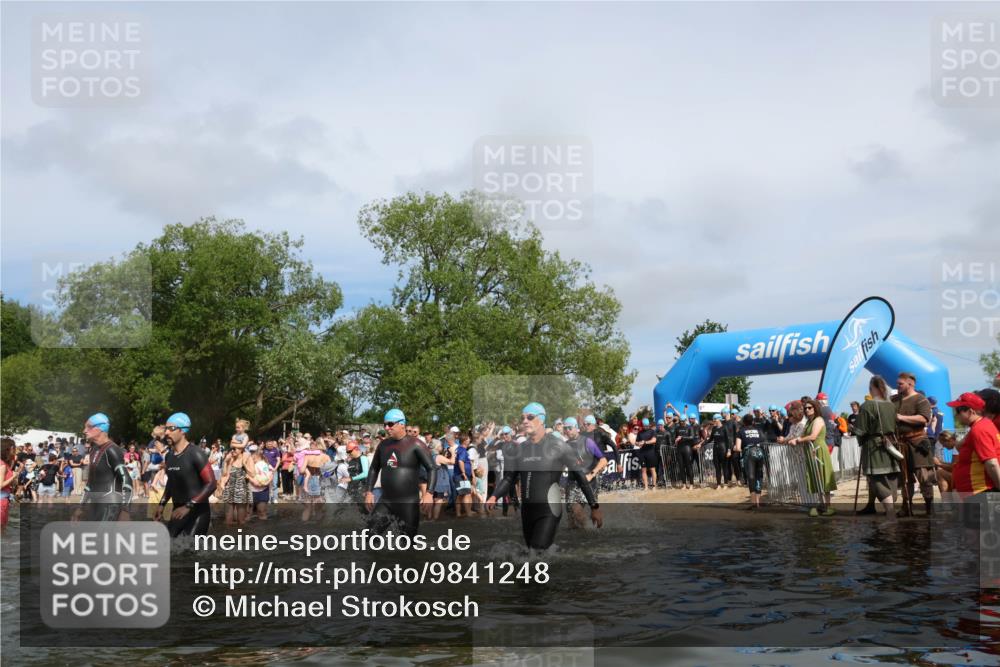 21.06.2026 - Viking Triathlon Michael Strokosch http://msf.ph/oto/9841248 21.06.2026 10:09:18 Schwimmen 127, 141, 155, 347, 385, 431, 502, 504, 529, 532, 538, 561, 639, 646, 670 meine-sportfotos.de