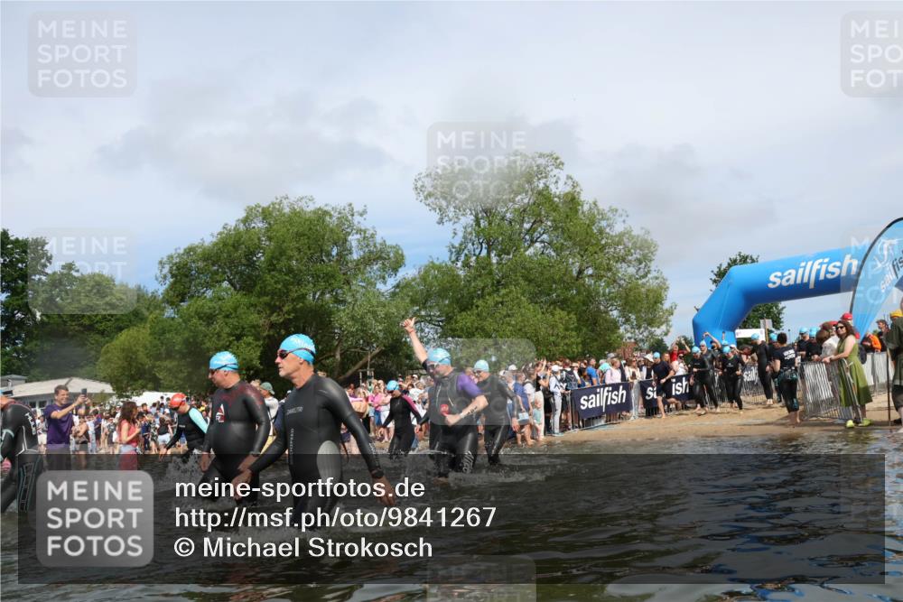 21.06.2026 - Viking Triathlon Michael Strokosch http://msf.ph/oto/9841267 21.06.2026 10:09:21 Schwimmen 52, 61, 127, 141, 309, 385, 439, 504, 512, 529, 532, 538, 561, 646, 670 meine-sportfotos.de