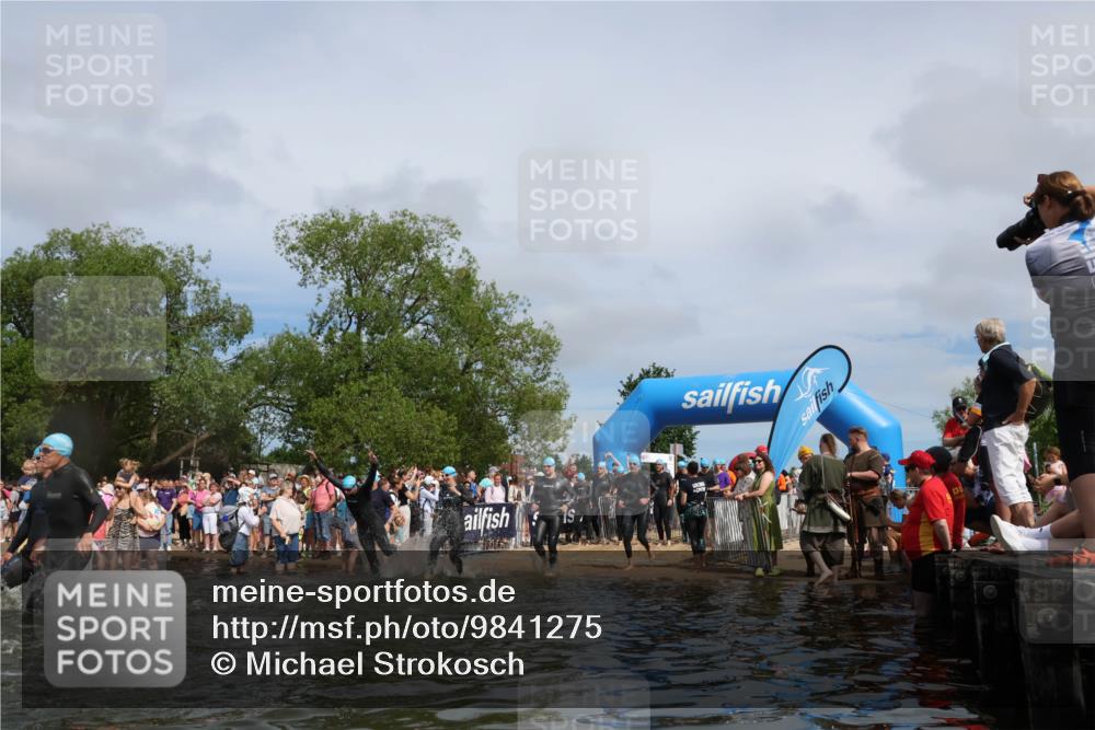 21.06.2026 - Viking Triathlon Michael Strokosch http://msf.ph/oto/9841275 21.06.2026 10:09:23 Schwimmen 52, 61, 127, 141, 309, 385, 439, 504, 512, 529, 532, 538, 561, 646, 670 meine-sportfotos.de