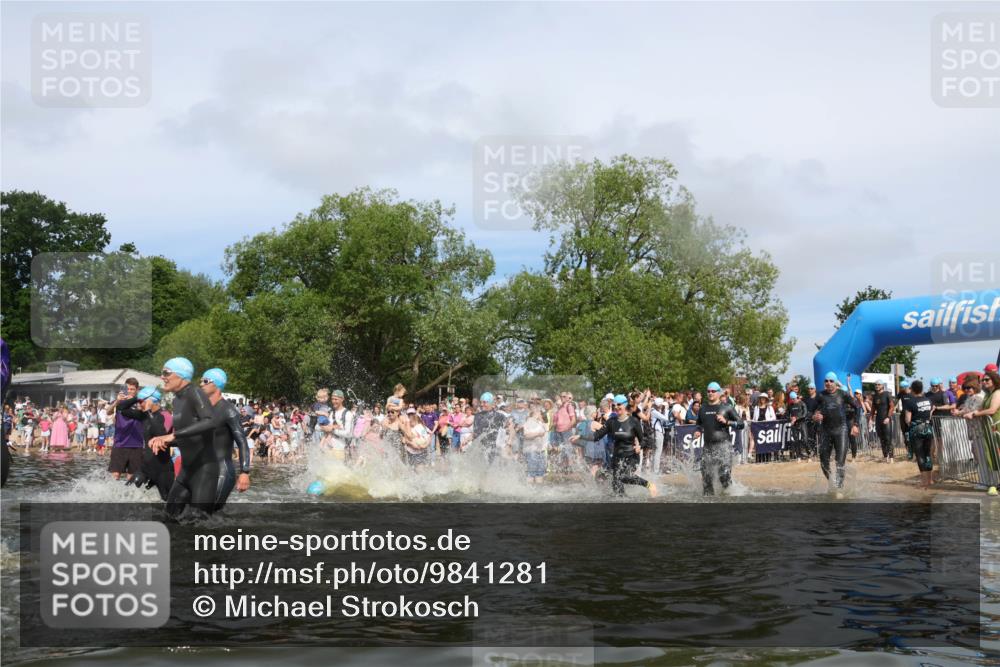 21.06.2026 - Viking Triathlon Michael Strokosch http://msf.ph/oto/9841281 21.06.2026 10:09:24 Schwimmen 52, 61, 141, 309, 439, 504, 512, 532, 538, 561, 646 meine-sportfotos.de