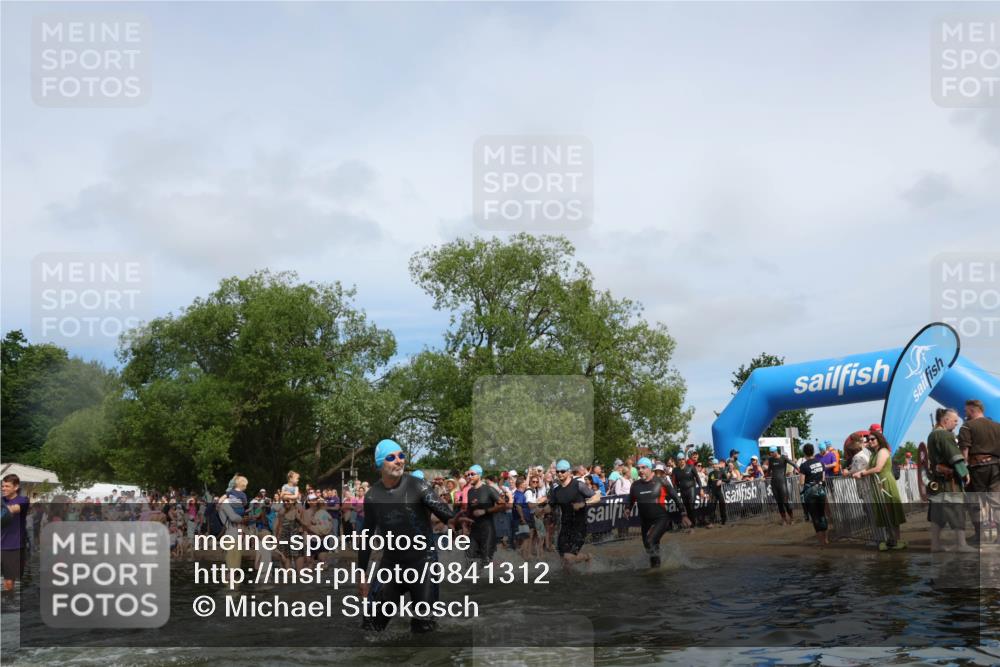 21.06.2026 - Viking Triathlon Michael Strokosch http://msf.ph/oto/9841312 21.06.2026 10:09:29 Schwimmen 52, 61, 174, 305, 309, 357, 417, 439, 491, 512, 557 meine-sportfotos.de