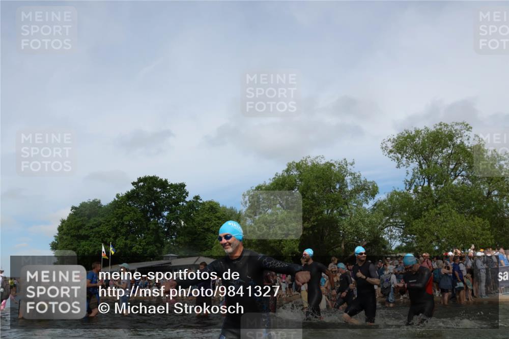 21.06.2026 - Viking Triathlon Michael Strokosch http://msf.ph/oto/9841327 21.06.2026 10:09:32 Schwimmen 52, 61, 117, 174, 244, 264, 305, 309, 357, 379, 417, 439, 491, 512, 515, 557 meine-sportfotos.de