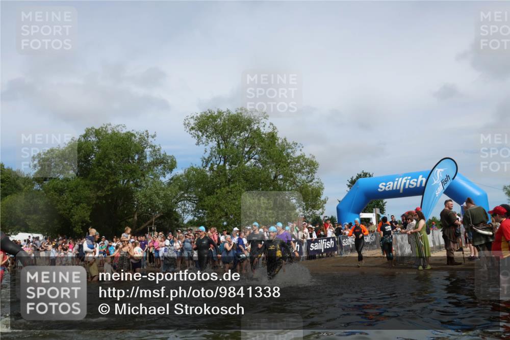 21.06.2026 - Viking Triathlon Michael Strokosch http://msf.ph/oto/9841338 21.06.2026 10:09:34 Schwimmen 39, 117, 174, 244, 264, 305, 309, 357, 379, 417, 439, 491, 512, 515, 557 meine-sportfotos.de