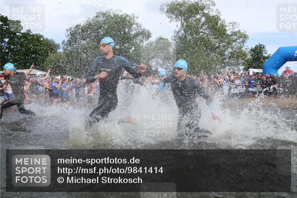 21.06.2026 - Viking Triathlon Michael Strokosch http://msf.ph/oto/9841414 21.06.2026 10:00:24 Schwimmen 1, 2, 4, 7, 8, 9, 10, 19, 21, 29, 103, 189, 517, 547, 575, 610, 637, 669 meine-sportfotos.de