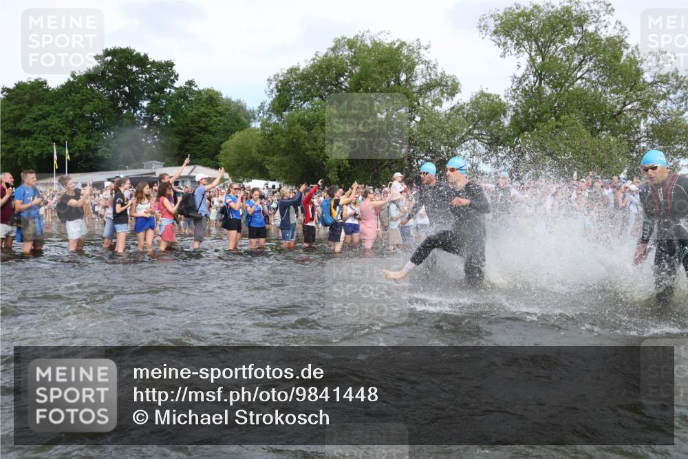 21.06.2026 - Viking Triathlon Michael Strokosch http://msf.ph/oto/9841448 21.06.2026 10:00:32 Schwimmen 1, 19, 21, 25, 31, 189, 334, 422, 474, 517, 547, 575, 610, 637, 669 meine-sportfotos.de