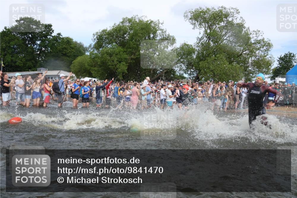 21.06.2026 - Viking Triathlon Michael Strokosch http://msf.ph/oto/9841470 21.06.2026 10:00:38 Schwimmen 25, 31, 104, 334, 422, 453, 474, 548, 610, 620, 626 meine-sportfotos.de